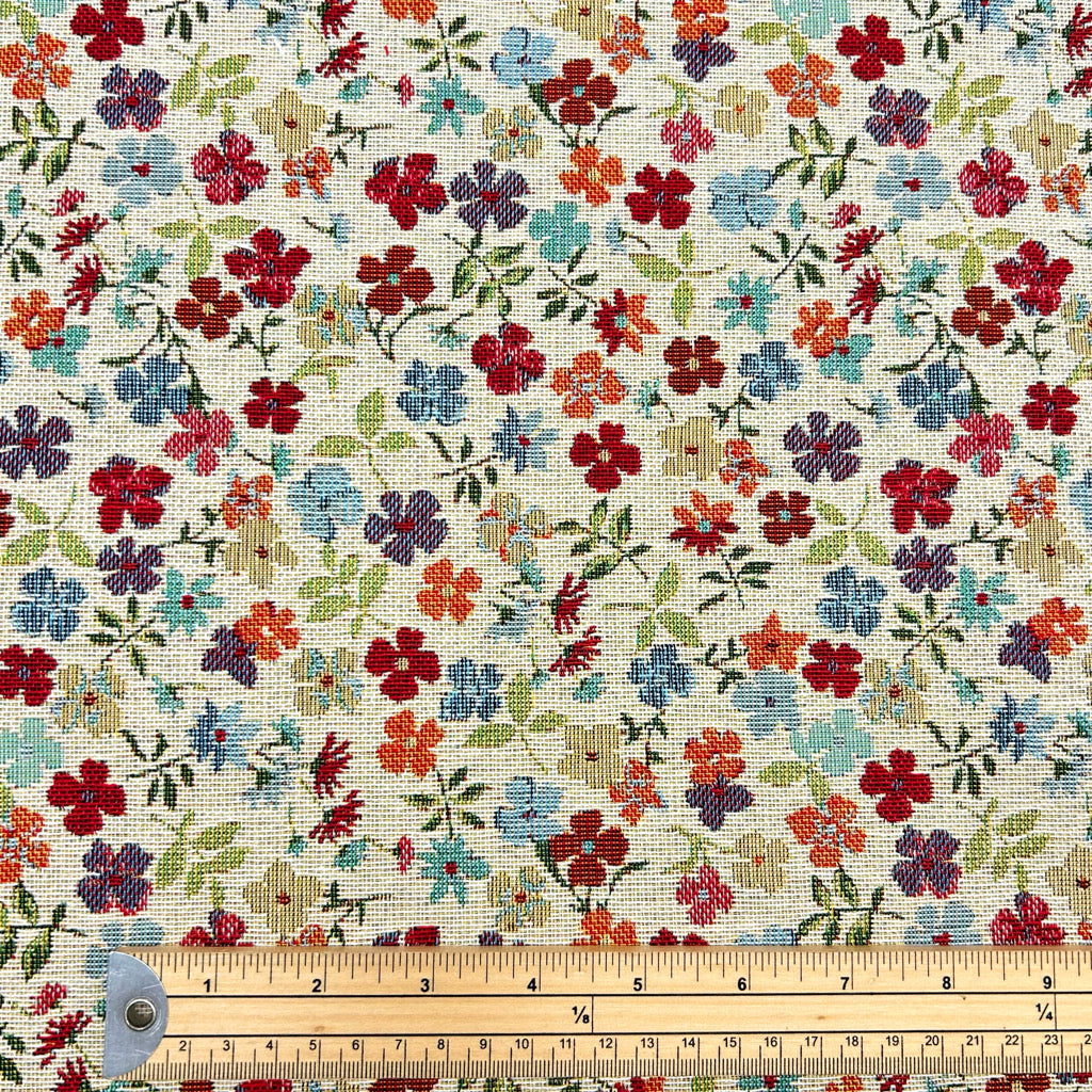 Flower Bunches Tapestry Fabric - Pound Fabrics