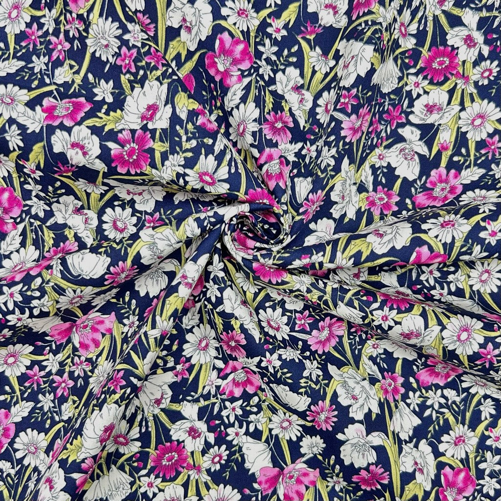 Countryside Garden Rose & Hubble Cotton Poplin Fabric