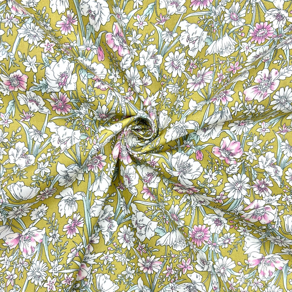 Countryside Garden Rose & Hubble Cotton Poplin Fabric