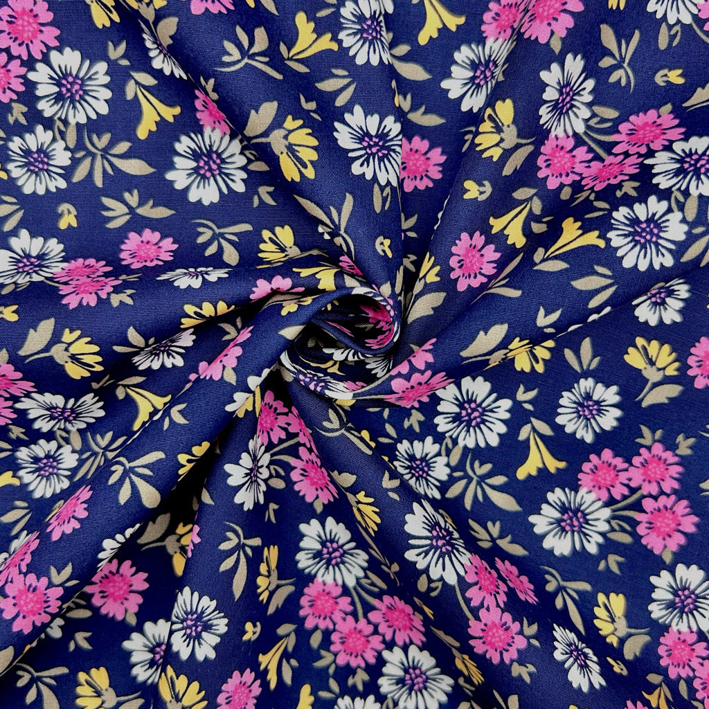 Garden Charm Rose & Hubble Cotton Poplin Fabric