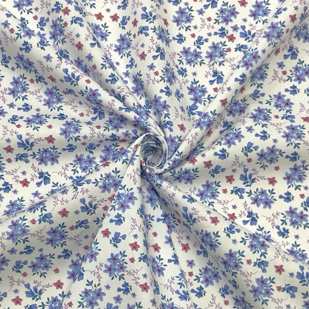Mini Floral Garden Rose &amp; Hubble Cotton Poplin Fabric