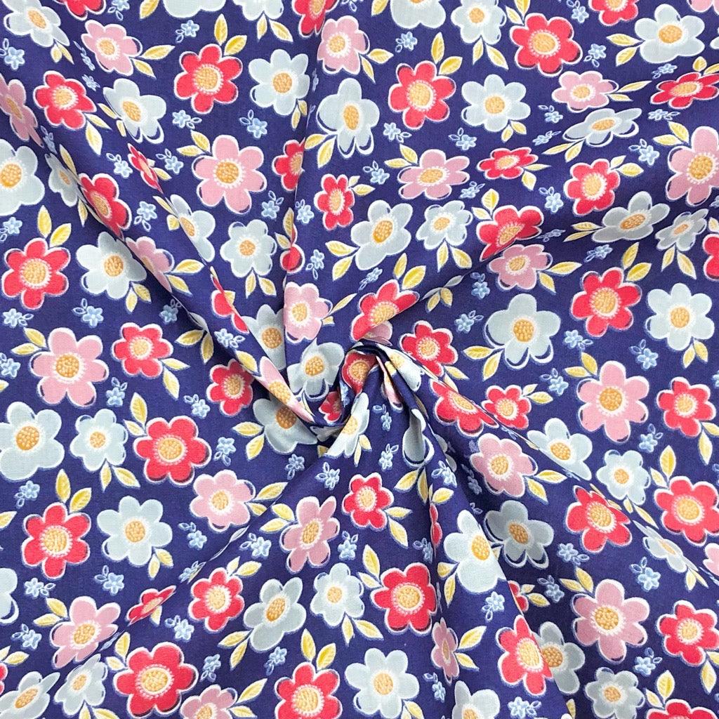 Cartoon Daisies Polycotton Fabric - Pound Fabrics