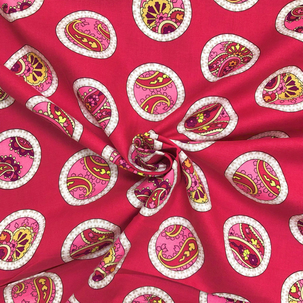 Paisley Circle on Pink Cotton Poplin Fabric - 58&quot; wide - Pound Fabrics