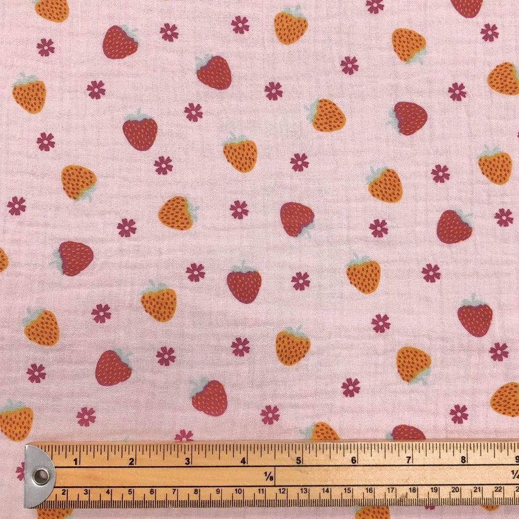 Strawberries Double Gauze Fabric - Pound Fabrics